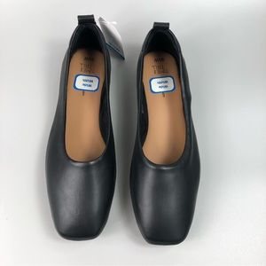 Time and Tru Women’s Soft Square Toe Ballet Flats